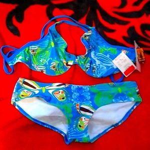 Woman's bathing suit